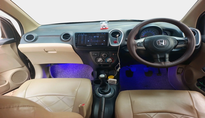 2015 Honda Mobilio 1.5L I-DTEC V, Diesel, Manual, 95,393 km, interior