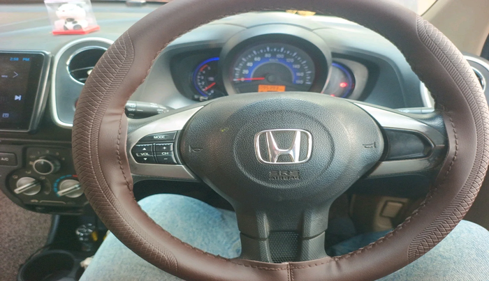 2015 Honda Mobilio 1.5L I-DTEC V, Diesel, Manual, 95,393 km, interior