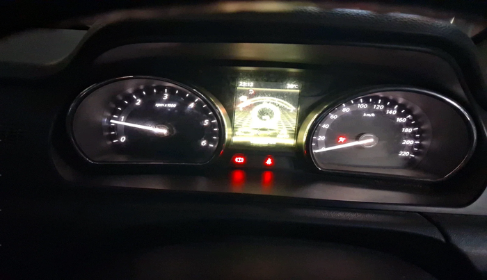 2017 Tata Hexa XT 4X2 6 STR, Diesel, Manual, 1,95,066 km, interior