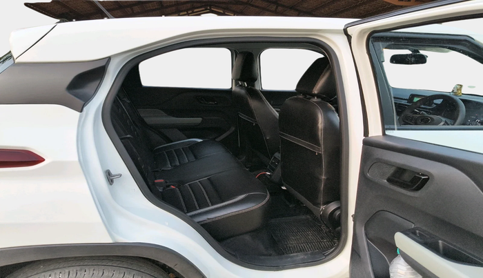 2025 Tata PUNCH ADVENTURE AMT, Petrol, Automatic, 25,098 km, interior