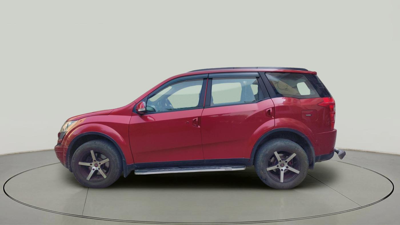 2015 Mahindra XUV500 W6, Diesel, Manual, 90,577 km, exterior