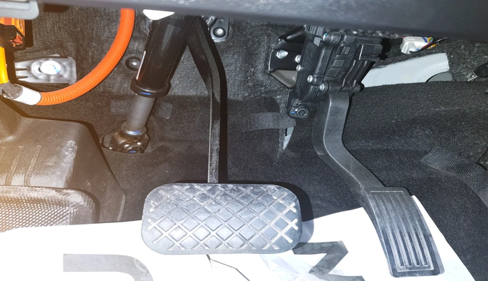 2025 MG Windsor EV Essence, Electric, Automatic, 14,711 km, interior