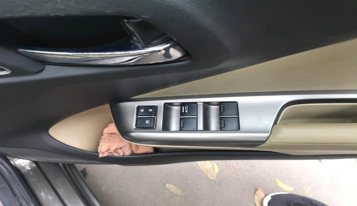 2020 Honda City 1.5L I-VTEC ZX CVT, Petrol, Automatic, 10,876 km, interior