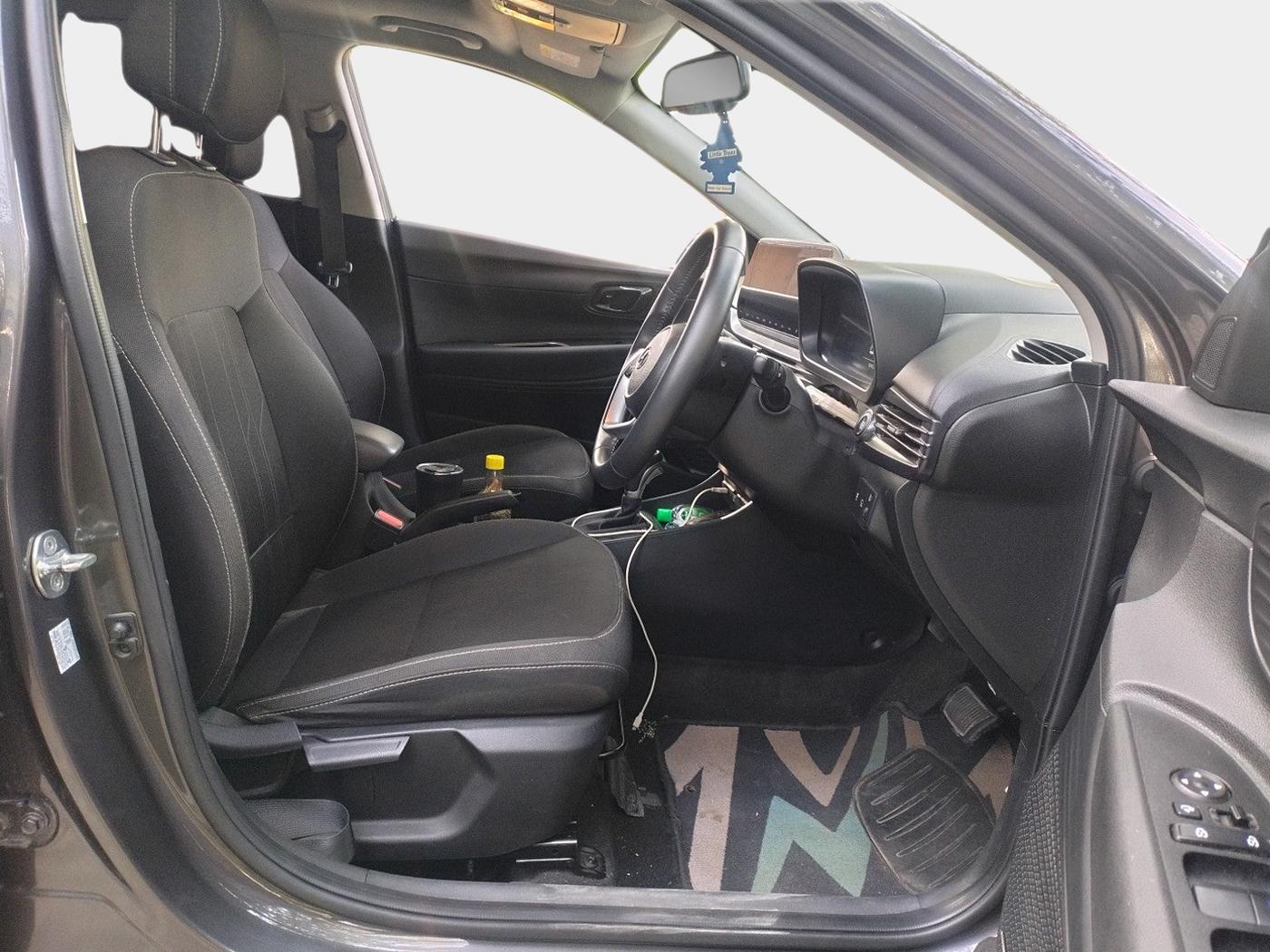 2022 Hyundai NEW I20 ASTA (O) 1.2 AT, Petrol, Automatic, 54,788 km, interior
