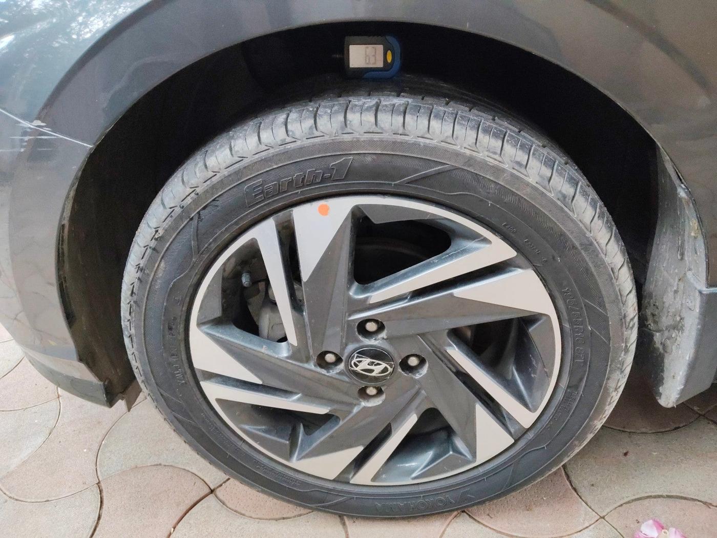 2022 Hyundai NEW I20 ASTA (O) 1.2 AT, Petrol, Automatic, 54,788 km, tyre