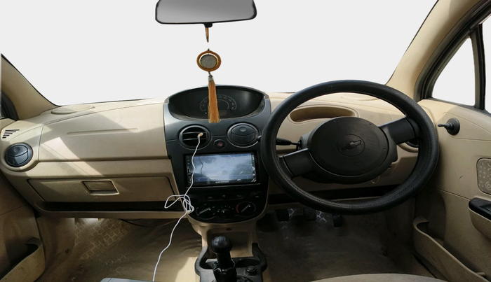 2010 Chevrolet Spark LS 1.0, Petrol, Manual, 90,000 km, interior