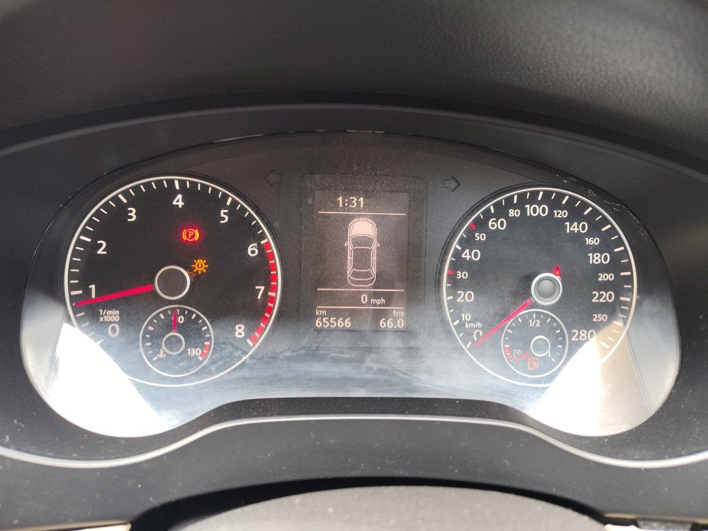 2014 Volkswagen Jetta COMFORTLINE TSI, Petrol, Manual, 65,566 km, interior