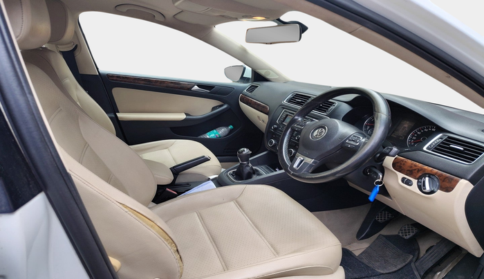 2014 Volkswagen Jetta COMFORTLINE TSI, Petrol, Manual, 65,566 km, interior