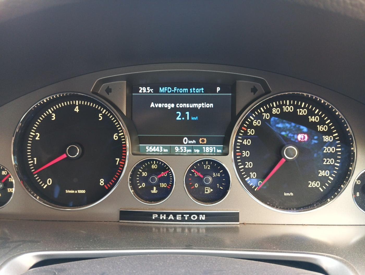 2012 Volkswagen Phaeton 3.6L, Petrol, Automatic, 56,443 km, interior