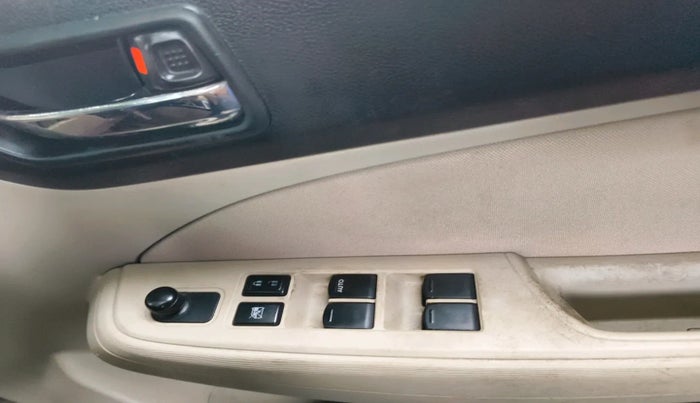 2018 Maruti Dzire VDI, Diesel, Manual, 1,09,010 km, interior