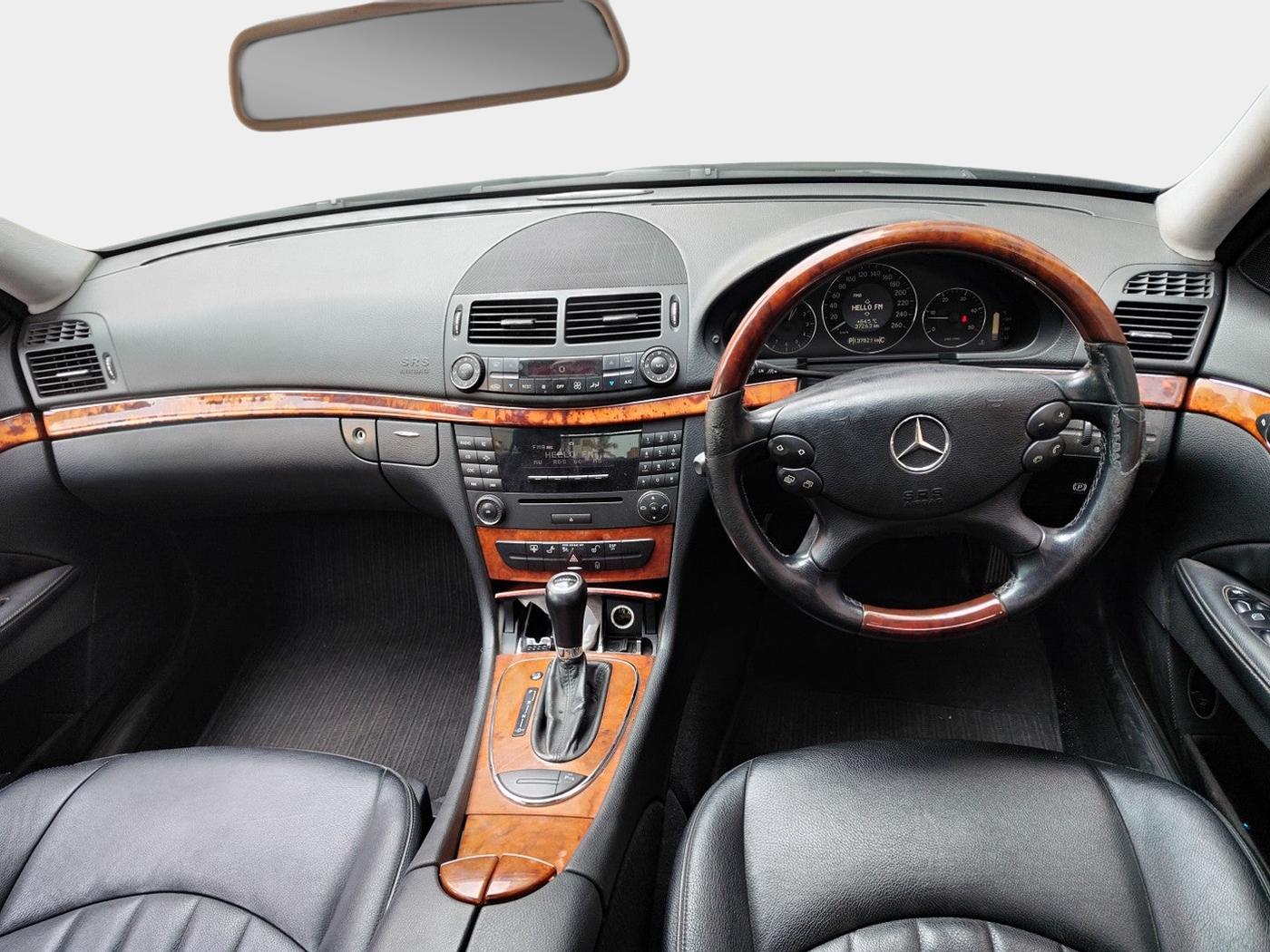 2007 Mercedes Benz E Class 280 CDI ELEGANCE, Diesel, Automatic, 1,37,823 km, interior