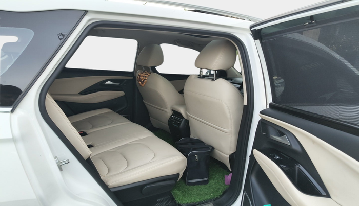 2023 MG HECTOR SHARP PRO 2.0 TURBO DIESEL, Diesel, Manual, 59,943 km, interior