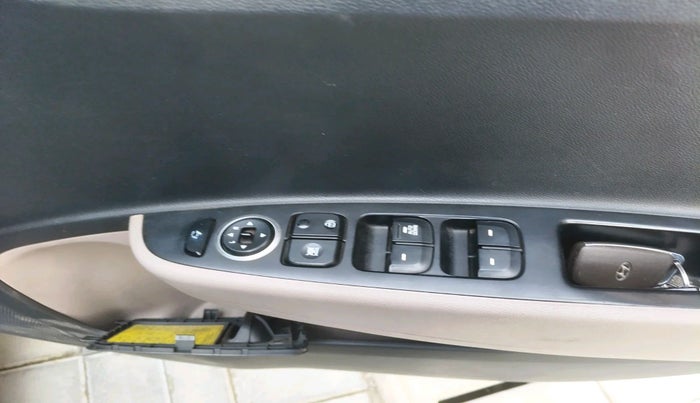 2014 Hyundai Grand i10 SPORTZ 1.2 KAPPA VTVT, Petrol, Manual, 31,870 km, interior