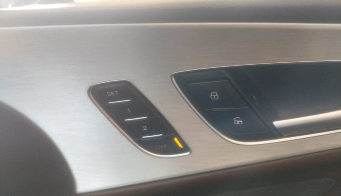 2011 Audi A7 SPORTBACK 3.0 TDI QUATTRO, Diesel, Automatic, 60,935 km, interior