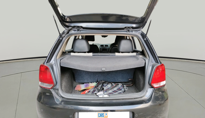 2014 Volkswagen Polo HIGHLINE1.2L, Petrol, Manual, 92,343 km, exterior