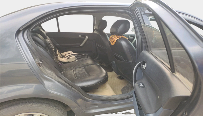 2012 Ford Fiesta Classic LXI 1.4 DIESEL, Diesel, Manual, 1,12,585 km, interior