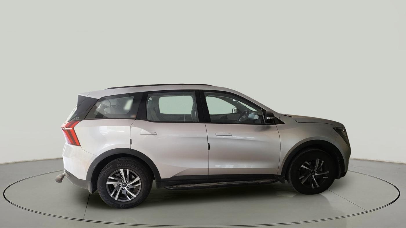 2024 Mahindra XUV700 AX 5 P MT 7 STR, Petrol, Manual, 6,836 km, exterior