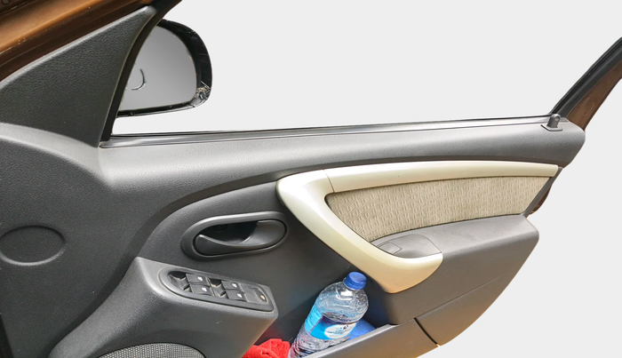 2013 Renault Duster 85 PS RXL DIESEL, Diesel, Manual, 95,977 km, interior