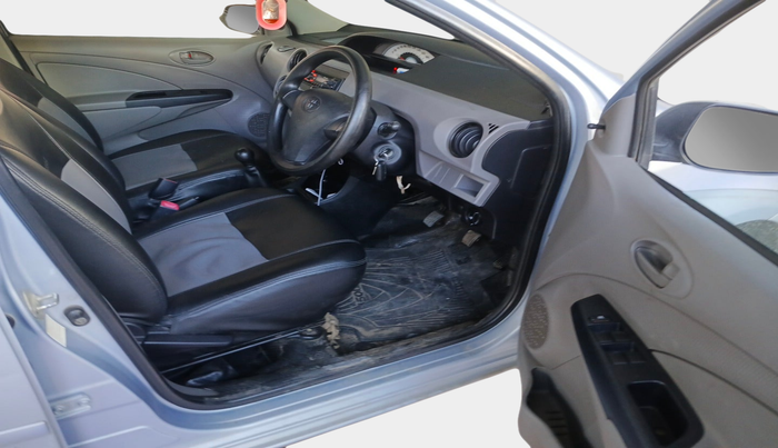 2011 Toyota Etios G, Petrol, Manual, 36,659 km, interior