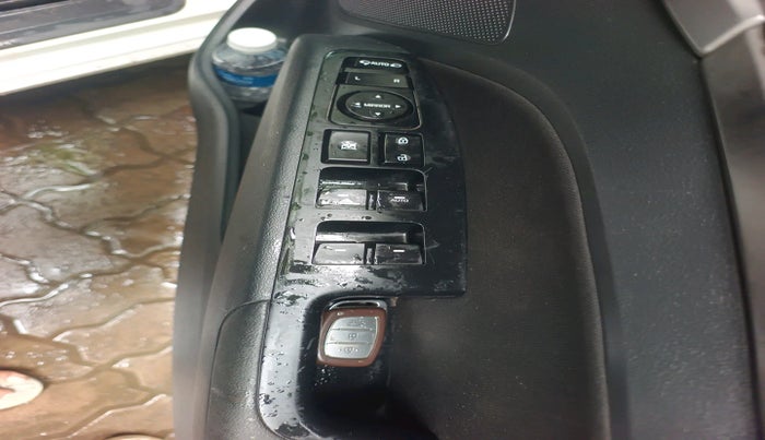 2019 Hyundai New Elantra 2.0 SX MT PETROL, Petrol, Manual, 68,311 km, interior
