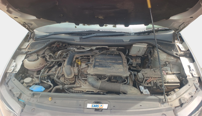 2022 Volkswagen Polo HIGHLINE PLUS 1.0L TSI, Petrol, Manual, 32,330 km, exterior