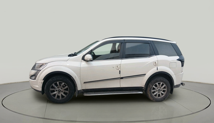 2018 Mahindra XUV500 W7, Diesel, Manual, 66,846 km, exterior