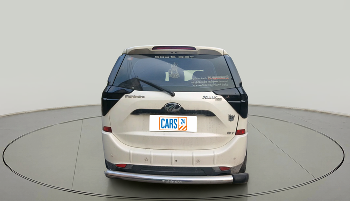 2018 Mahindra XUV500 W7, Diesel, Manual, 66,846 km, exterior