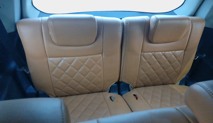 2018 Mahindra XUV500 W7, Diesel, Manual, 66,846 km, interior