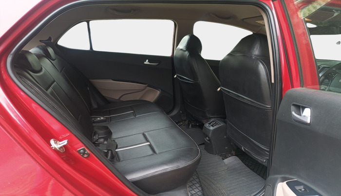 2017 Hyundai Grand i10 SPORTZ (O) AT 1.2 KAPPA VTVT, Petrol, Automatic, 38,918 km, interior