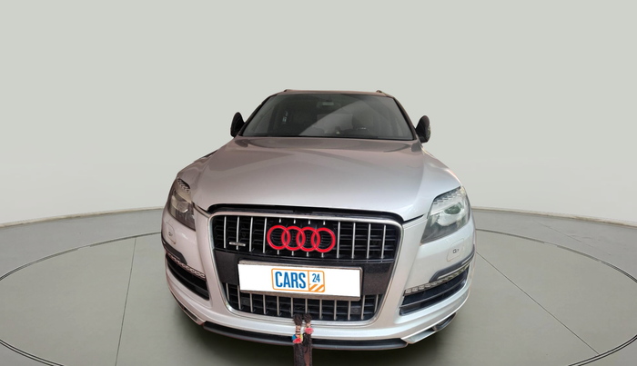 2010 Audi Q7 4.2 TDI QUATTRO, Diesel, Automatic, 1,33,554 km, exterior