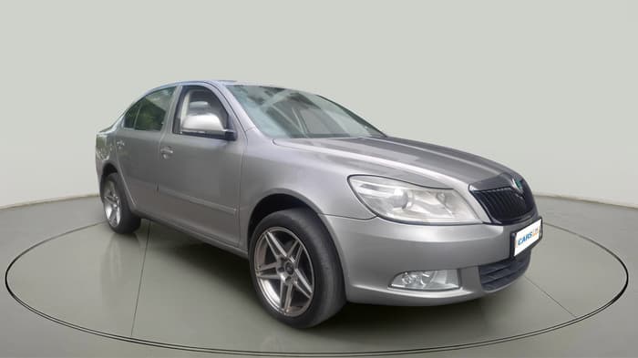 2011 Skoda Laura AMBITION 2.0 TDI CR AT, Diesel, Automatic, 1,54,297 km, exterior