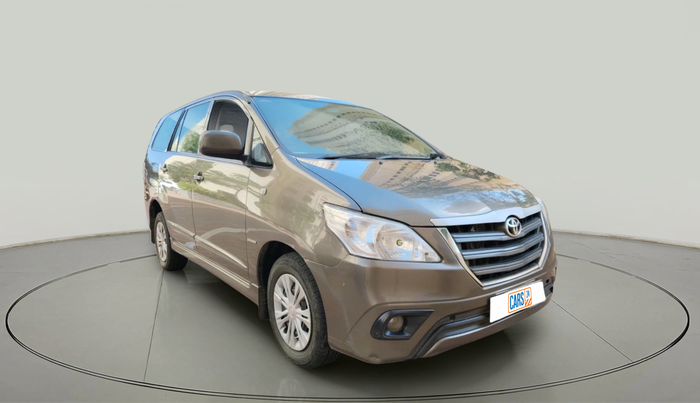 2015 Toyota Innova 2.5 GX 8 STR, Diesel, Manual, 1,45,000 km, exterior