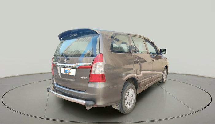 2015 Toyota Innova 2.5 GX 8 STR, Diesel, Manual, 1,45,000 km, exterior