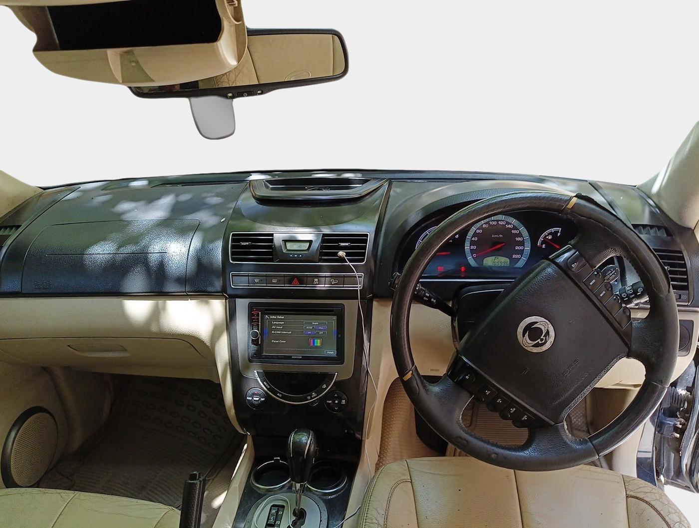 2013 Ssangyong Rexton RX7, Diesel, Automatic, 1,05,995 km, interior