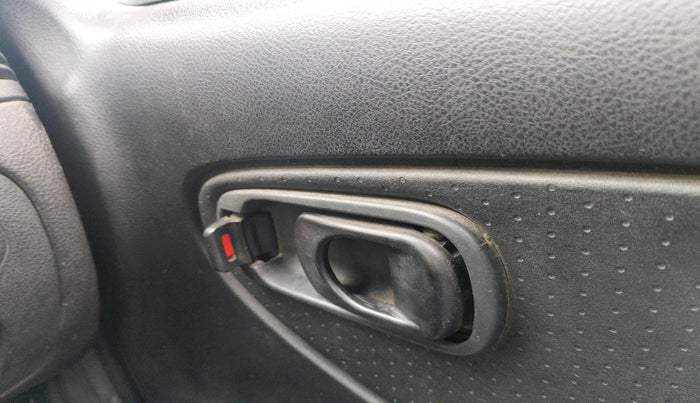 2016 Tata Indica EV2 LS, Diesel, Manual, 1,19,266 km, interior