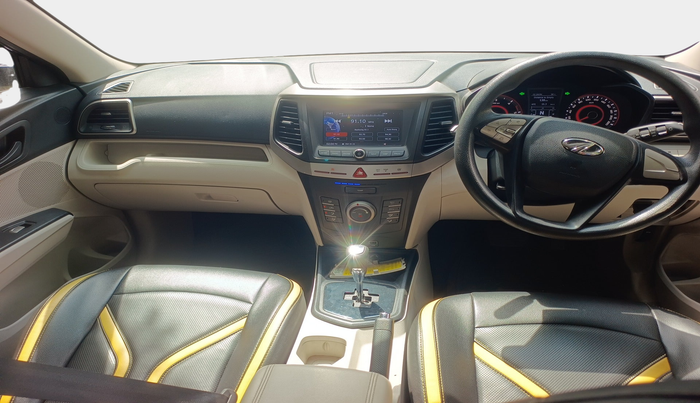 2020 Mahindra XUV300 W6 1.5 DIESEL AMT, Diesel, Automatic, 44,949 km, interior