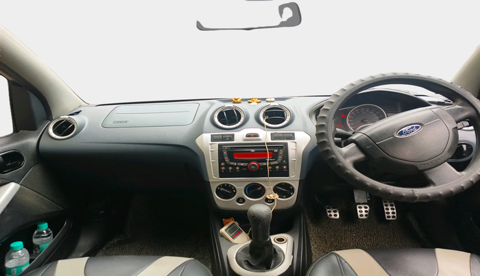 2012 Ford Figo TITANIUM 1.4 DIESEL, Diesel, Manual, 1,72,000 km, interior