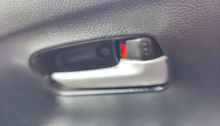 2015 Maruti Wagon R 1.0 VXI, Petrol, Manual, 31,432 km, interior