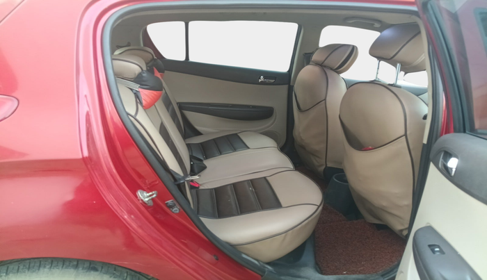 2013 Hyundai i20 SPORTZ 1.2, Petrol, Manual, 74,206 km, interior