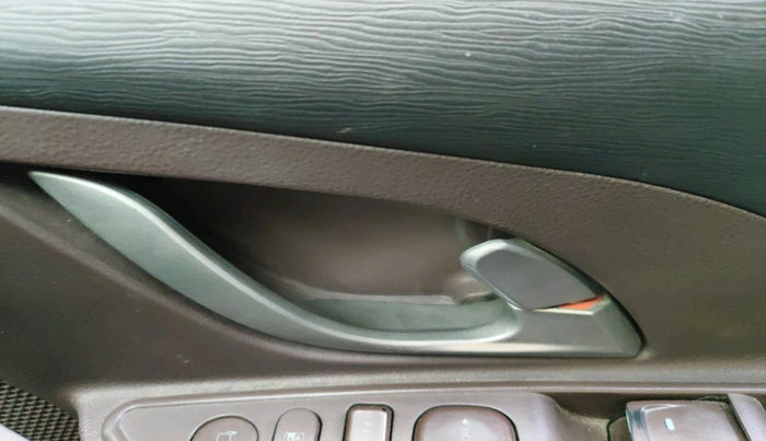 2013 Mahindra XUV500 W8, Diesel, Manual, 61,446 km, interior