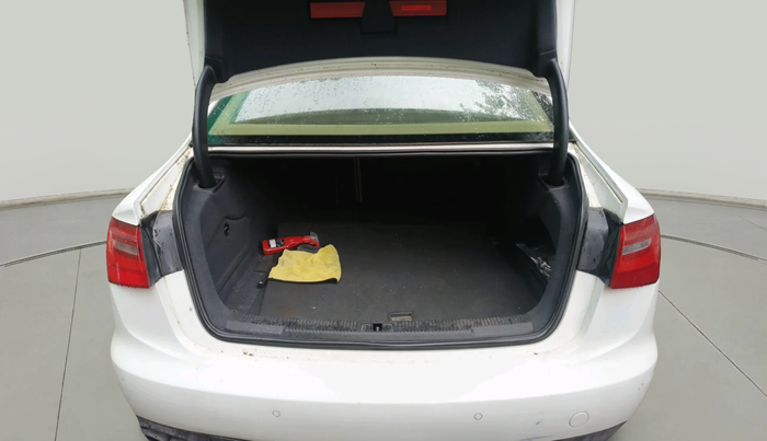 2012 Audi A6 2.0 TDI PREMIUM PLUS, Diesel, Automatic, 1,19,099 km, exterior