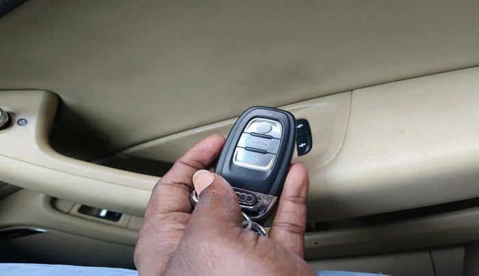 2012 Audi A6 2.0 TDI PREMIUM PLUS, Diesel, Automatic, 1,19,099 km, interior