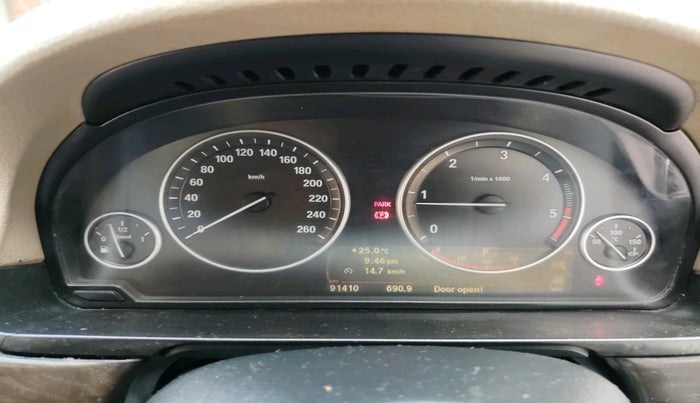 2011 BMW 5 Series 520D 2.0, Diesel, Automatic, 91,410 km, interior