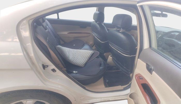 2010 Hyundai Verna VGT CRDI SX 1.5, Diesel, Manual, 2,51,698 km, interior