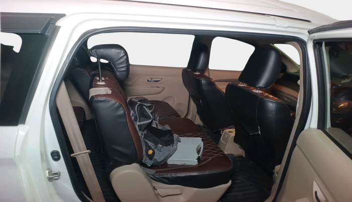 2023 Maruti Ertiga   VXI (O) CNG, Petrol, Manual, 1,28,076 km, interior