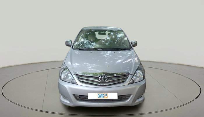 2011 Toyota Innova V 2.5 7 STR, Diesel, Manual, 1,36,959 km, exterior