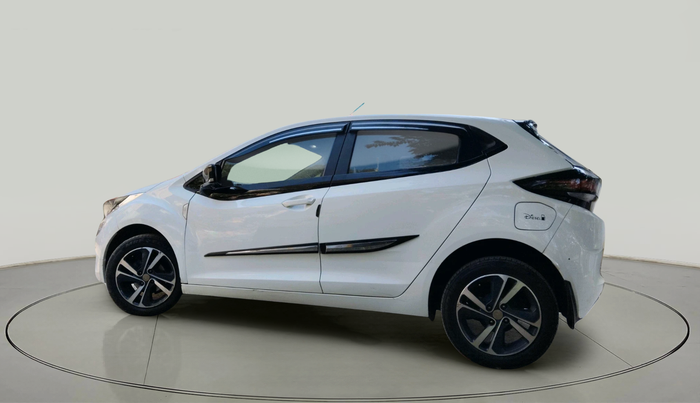 2022 Tata ALTROZ XZ PLUS DIESEL, Diesel, Manual, 1,00,508 km, exterior