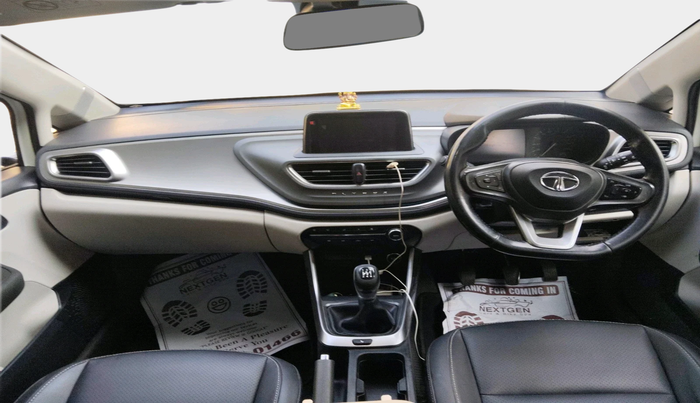 2022 Tata ALTROZ XZ PLUS DIESEL, Diesel, Manual, 1,00,508 km, interior