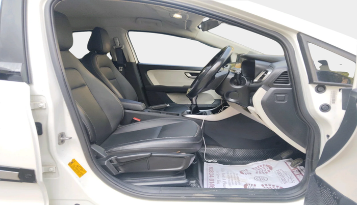 2022 Tata ALTROZ XZ PLUS DIESEL, Diesel, Manual, 1,00,508 km, interior