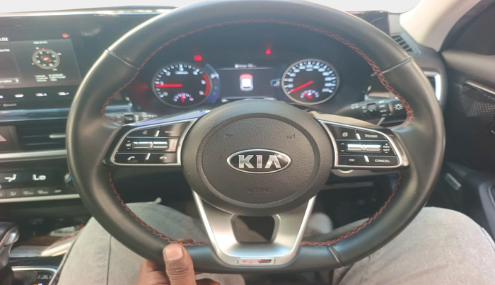 2021 KIA SELTOS GTX PLUS AT 1.5 DIESEL, Diesel, Automatic, 73,769 km, interior